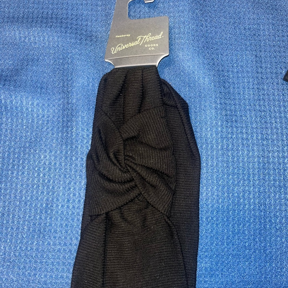 Universal Thread Black Twisted HeadWrap